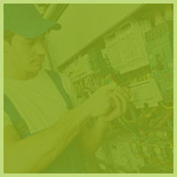 Servicios de electricidad a comunidades de vecinos